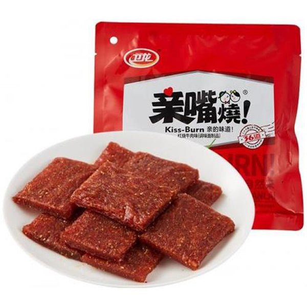 （Best before 2024.01.09）卫龙 亲嘴烧红烧牛肉味 Kiss Burn Beef Flavour 90g